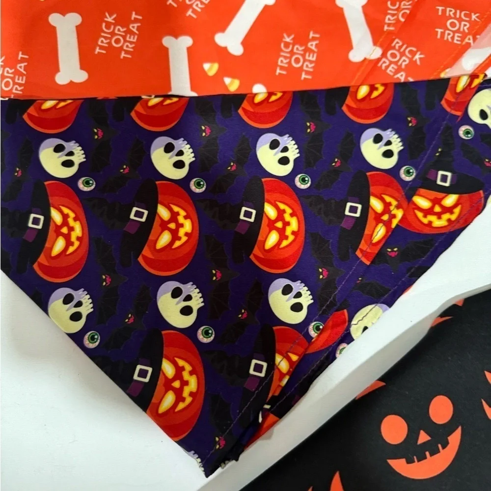 SANWUTA  Halloween Dog triangle Bandanas set of 10 Halloween print size XL